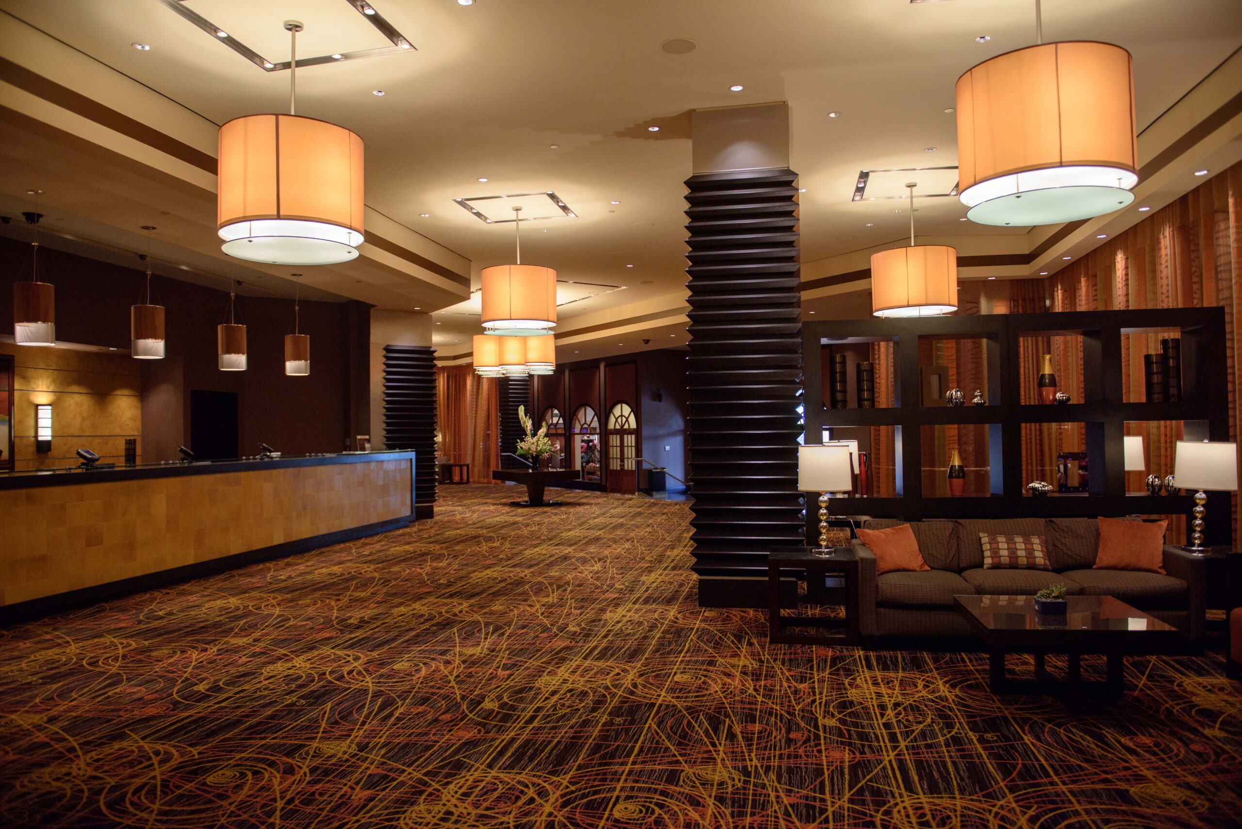Ameristar-Kansas-City-Hotel-Lobby-L